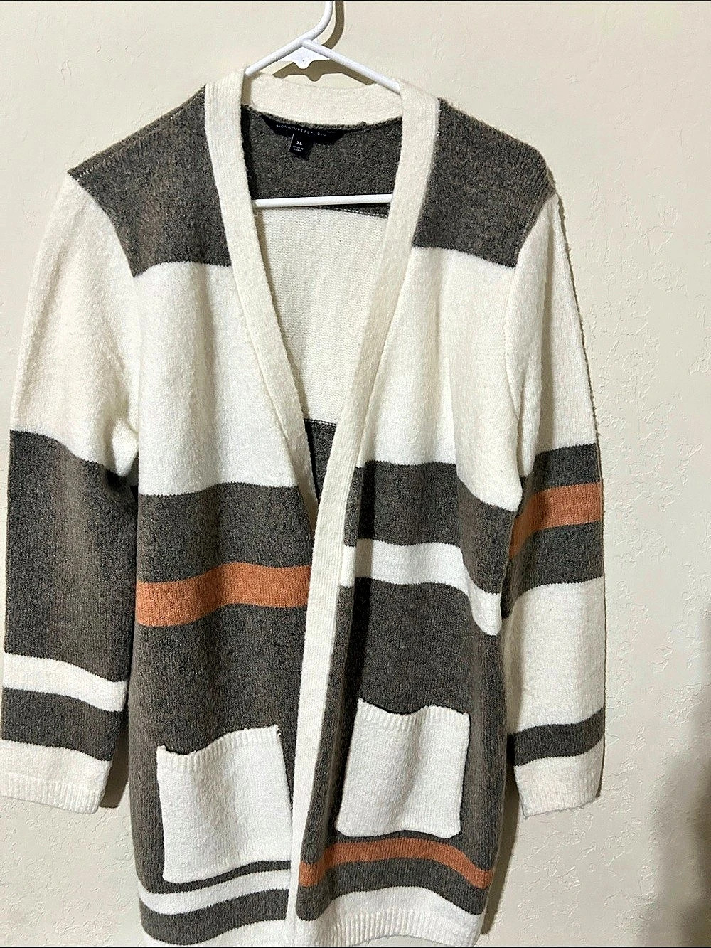Signature Studio Color Block Cardigan Taupe& Off White XL Like New